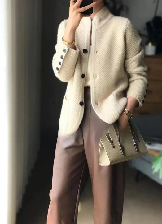 GILET BOUTONNÉ COUPE FLUIDE POUR FEMME