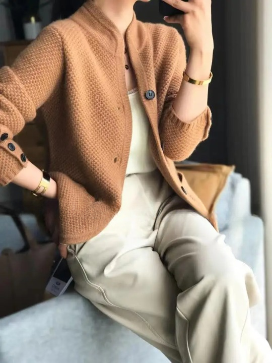 GILET BOUTONNÉ COUPE FLUIDE POUR FEMME