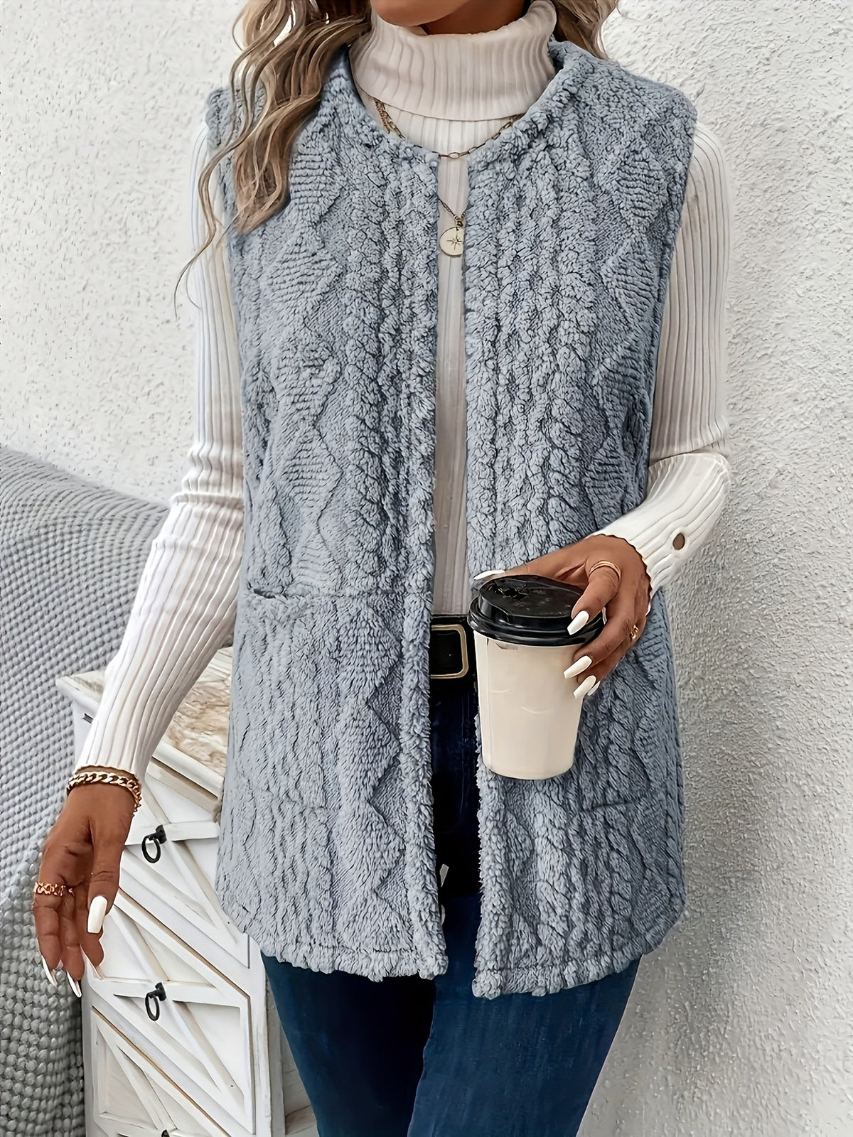 Gilet femme sans manches texturé pour la mi-saison