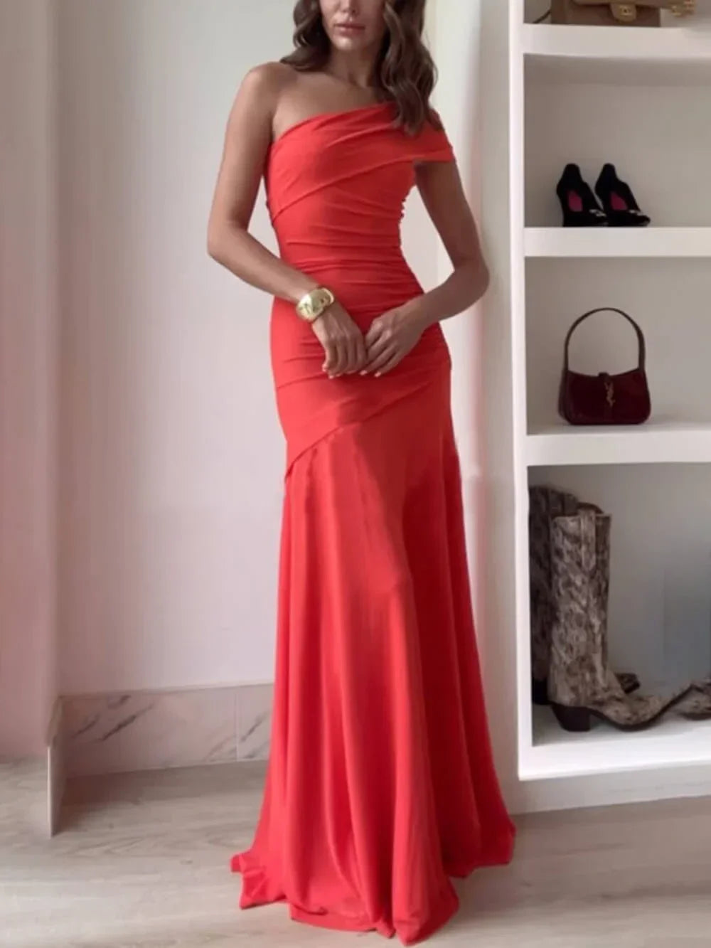 Amira | Robe Maxi Asymétrique Drapée à Fentes pour Femme